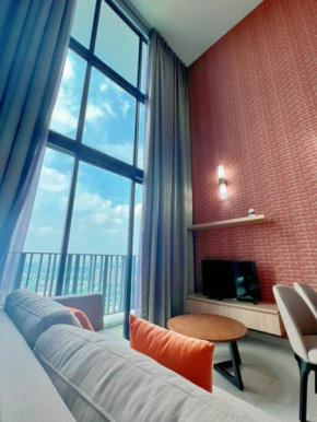 Duplex 4px @ Direct Linked to Central I-CITY & SOGO with Free Carpark